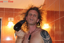 Johnny Blow Dries