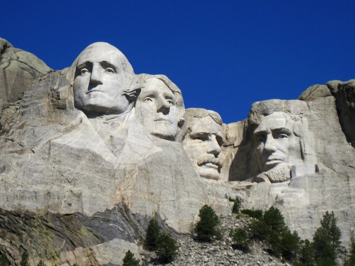 Tour Group Travel: Mount Rushmore