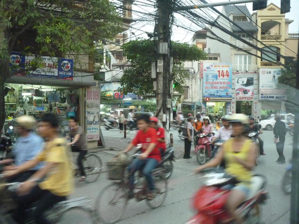 Crazy traffic, Vietnam