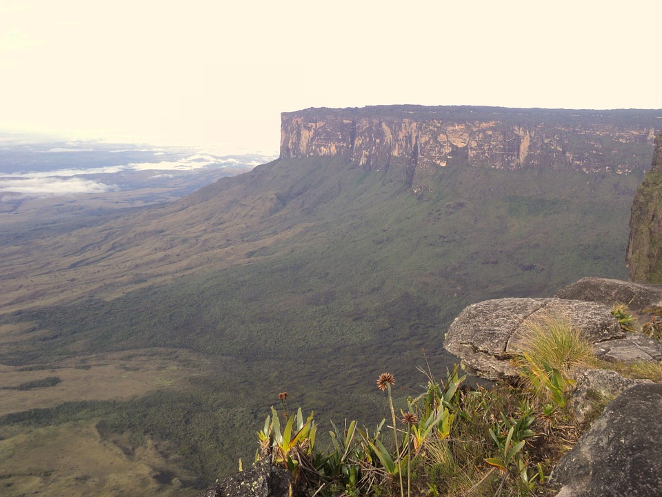 Mount Roroaima"Welcome to the Lost World" 