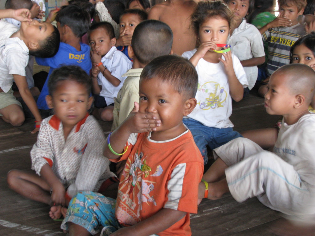 Safe4Kids - Holly-ann Martin working with children in Cambodia