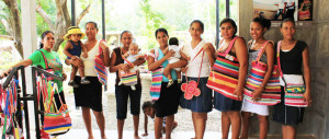 Community Project Save Turtles, Using Plastic Bags From Beaches - Nicaragua