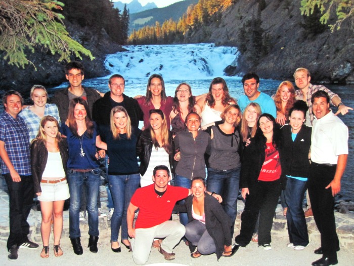 Tour Group Travel: Contiki Tour in Canada