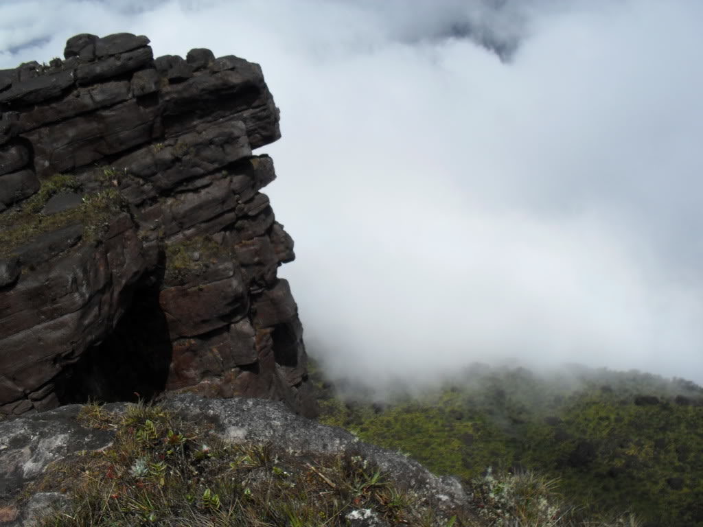 Mount Roraima: half-covered in a mysterious mist 